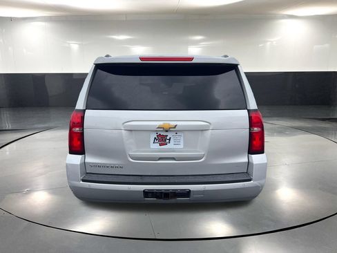 Used 2017 Chevrolet Suburban LT AWD/4WD image 7