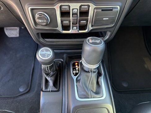 Used 2023 Jeep Wrangler Unlimited Sahara w/ Cold Weather Group image 30