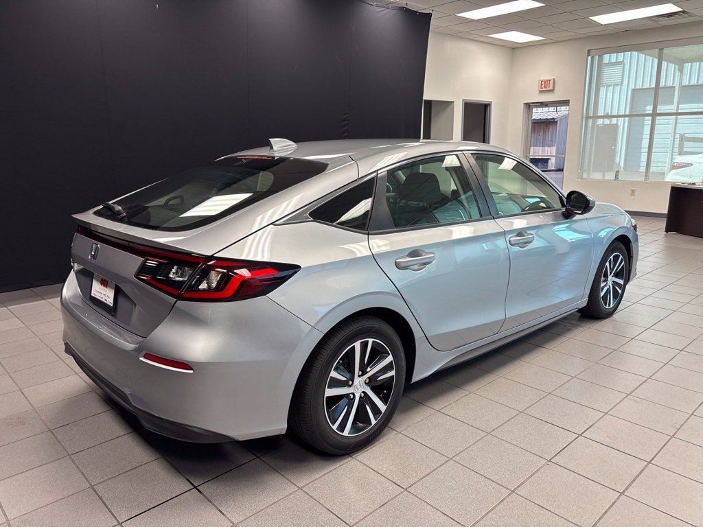 Used 2024 Honda Civic LX image 3