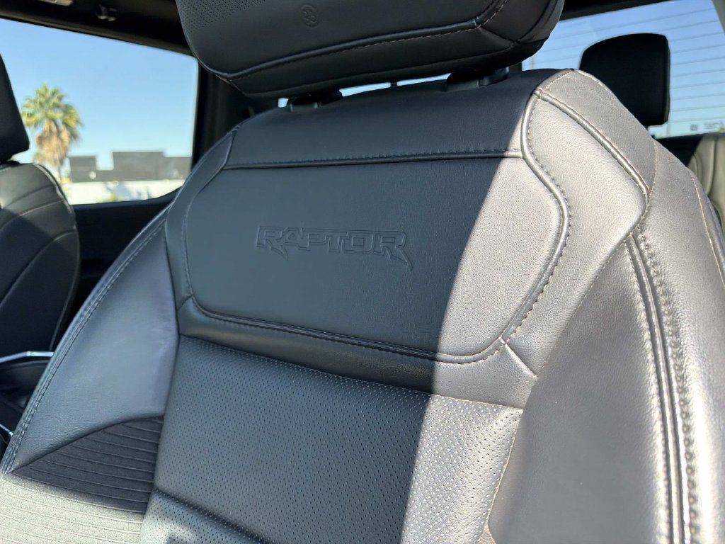 Used 2022 Ford F150 Raptor w/ Equipment Group 801A High AWD/4WD image 23