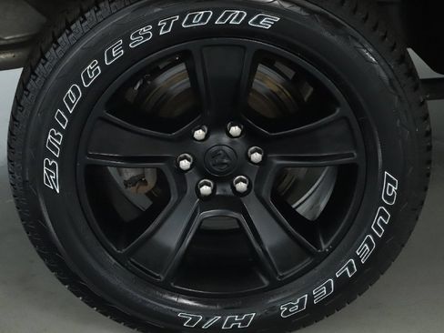 Used 2024 RAM 1500 Big Horn AWD/4WD image 12