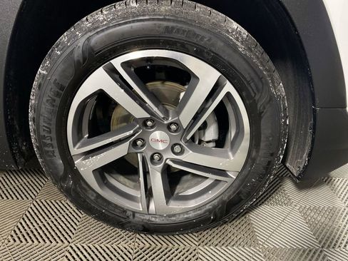 Used 2021 GMC Terrain SLT w/ Infotainment Package II image 10