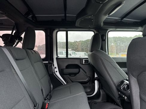 New 2026 Jeep Wrangler Sport AWD/4WD image 31