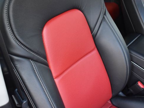 Used 2018 Tesla Model 3 Long Range image 16