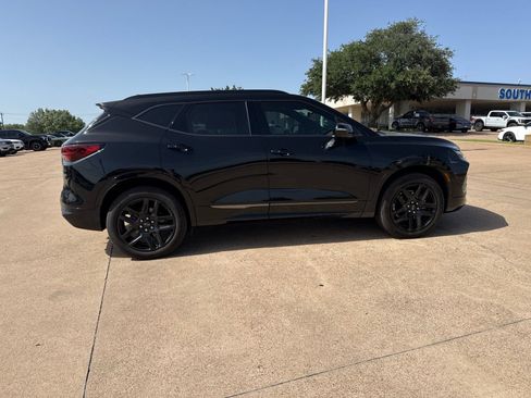 Used 2025 Chevrolet Blazer RS w/ Driver Confidence II Package FWD image 8