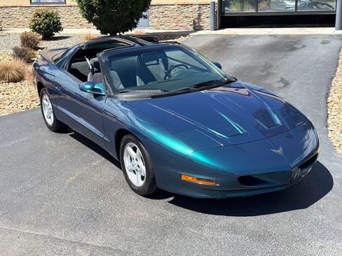 Used 1997 Pontiac Firebird Formula w/ Opt Pkg RWD image 89
