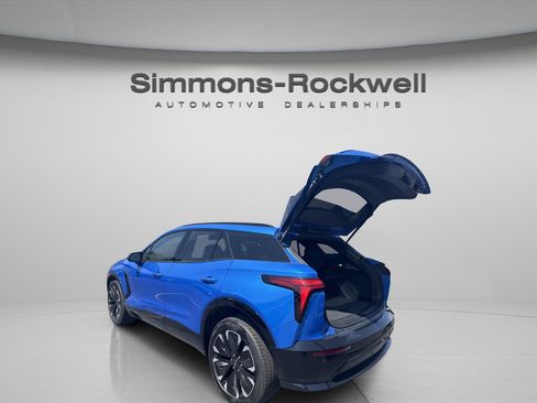 Used 2025 Chevrolet Blazer EV RS AWD/4WD image 2