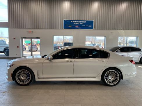 Used 2021 BMW ALPINA B7 xDrive image 2