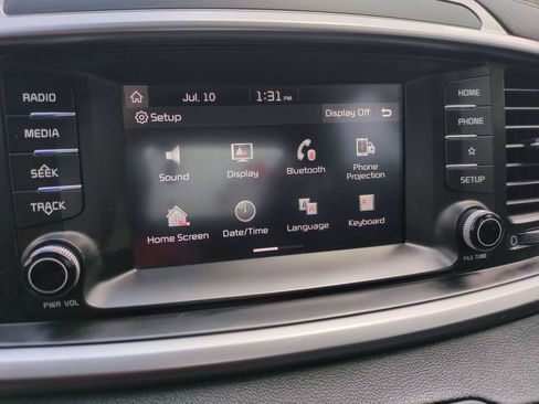 Used 2019 Kia Sorento L FWD image 24