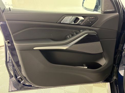 New 2026 BMW X7 xDrive40i w/ M Sport Package image 10