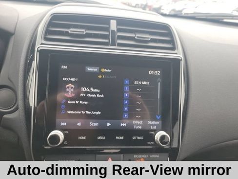 Used 2025 Mitsubishi Outlander Sport LE AWD/4WD image 8