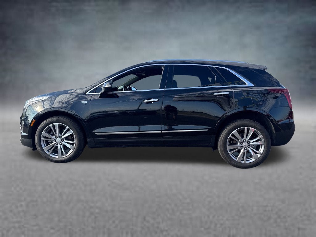 Used 2023 Cadillac XT5 Premium Luxury w/ LPO, Floor Liner Package AWD/4WD image 5