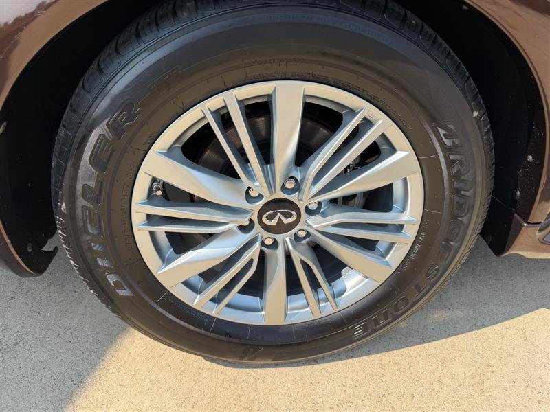 Used 2019 INFINITI QX80 Luxe RWD image 28