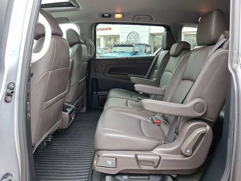 Used 2023 Honda Odyssey EX-L image 11