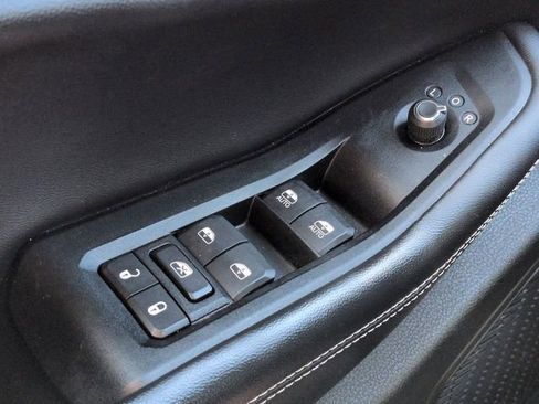 Certified 2023 Jeep Grand Cherokee L Laredo AWD/4WD image 31