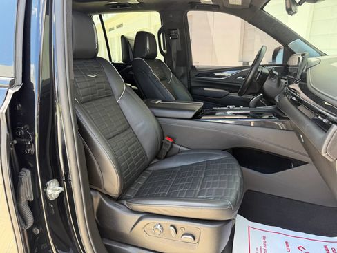 Used 2024 Cadillac Escalade V w/ Heavy-Duty Trailer Package AWD/4WD image 14