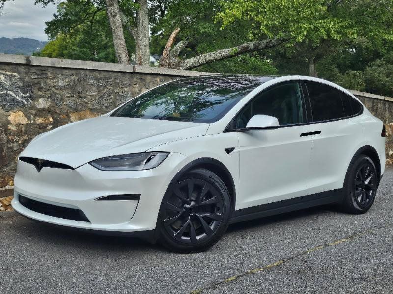 Used 2023 Tesla Model X AWD/4WD image 5