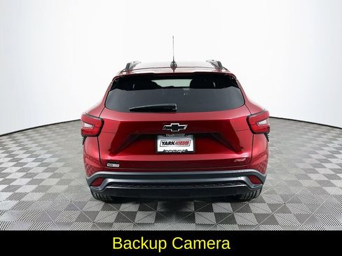 Used 2024 Chevrolet Trax RS image 9