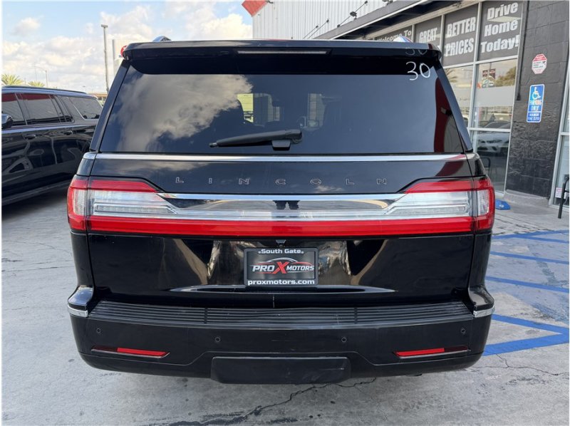 Used 2019 Lincoln Navigator Black Label AWD/4WD image 5