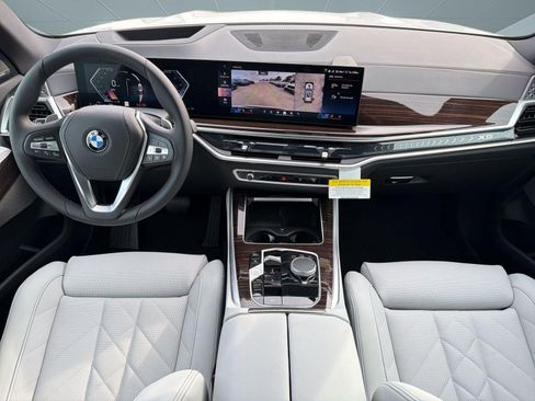 New 2026 BMW X5 xDrive40i w/ Premium Package AWD/4WD image 15