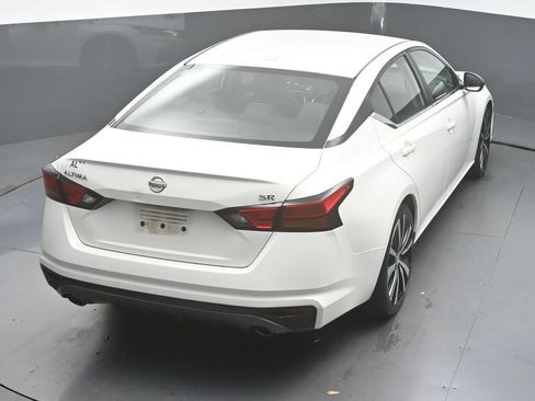 Used 2019 Nissan Altima 2.5 SR FWD image 46
