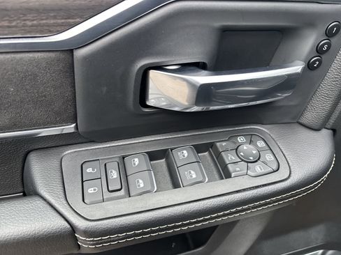 New 2026 RAM 3500 Laramie AWD/4WD image 10