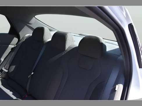 New 2026 Hyundai Elantra SE FWD image 26