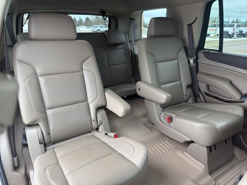Used 2020 GMC Yukon SLT w/ Open Road Package AWD/4WD image 47