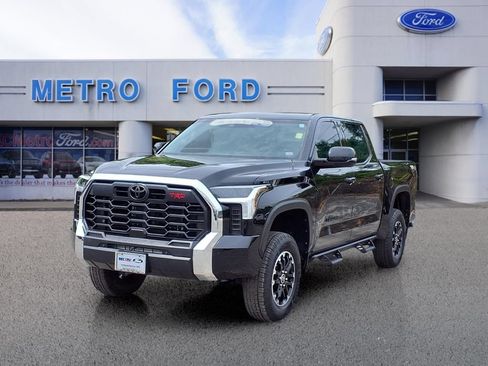 Used 2024 Toyota Tundra SR5 AWD/4WD image 8