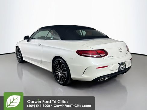 Used 2023 Mercedes-Benz C 300 4MATIC Cabriolet image 11