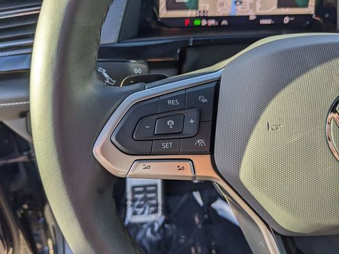 Certified 2025 Volkswagen Atlas Cross Sport SEL R-Line image 26