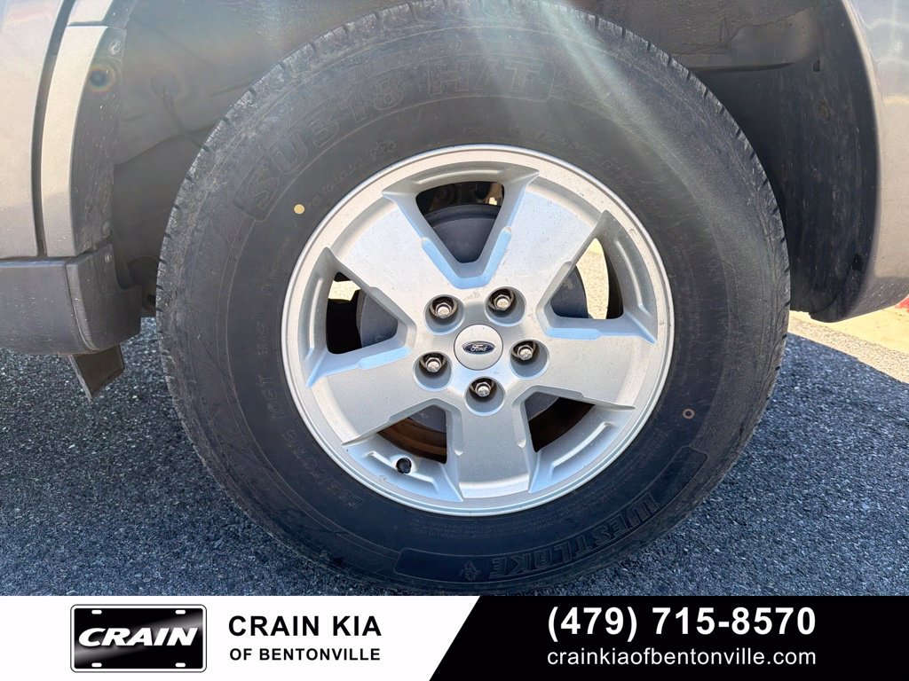 Used 2009 Ford Escape XLT FWD image 18