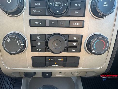 Used 2010 Ford Escape XLT image 20