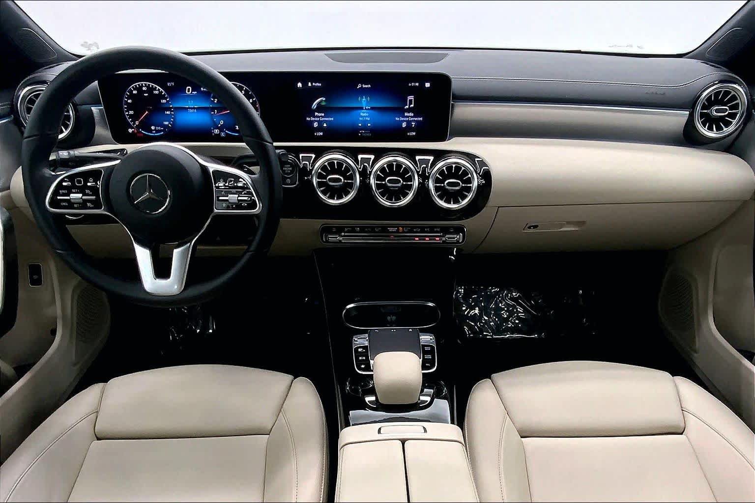 Used 2020 Mercedes-Benz CLA 250 image 18