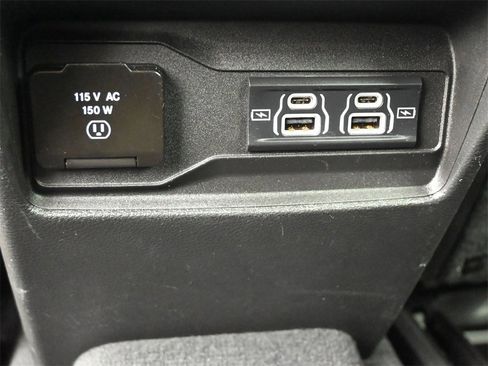 Used 2023 Jeep Grand Cherokee L Laredo image 20