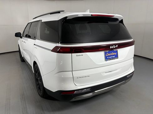 Used 2024 Kia Carnival SX Prestige FWD image 6
