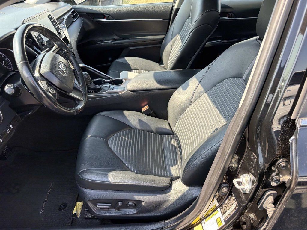 Used 2023 Toyota Camry SE FWD image 20
