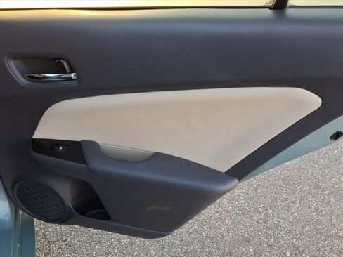 Used 2016 Toyota Prius Three image 20