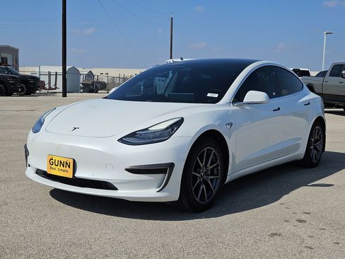 Used 2020 Tesla Model 3 Standard Range Plus image 7