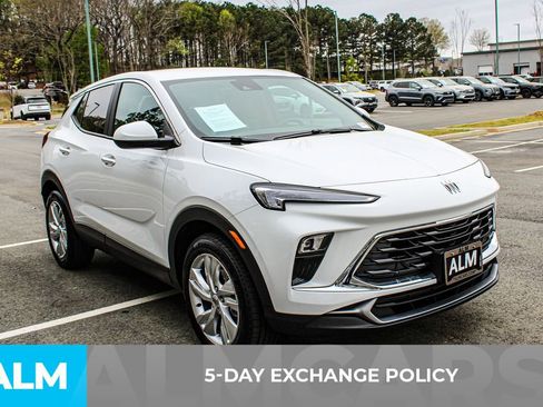 Used 2025 Buick Encore GX Preferred image 3