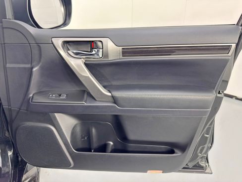 Used 2023 Lexus GX 460 Premium image 47
