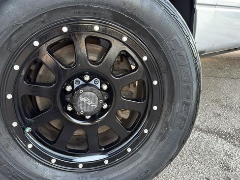 Used 2013 Ford F150 XLT image 4