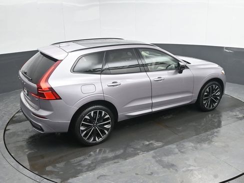 New 2026 Volvo XC60 T8 Ultra w/ Protection Package Premier image 30