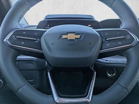 New 2026 Chevrolet Suburban Premier image 14