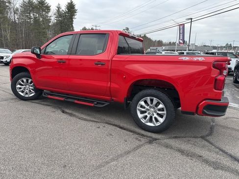 Used 2023 Chevrolet Silverado 1500 Custom image 12