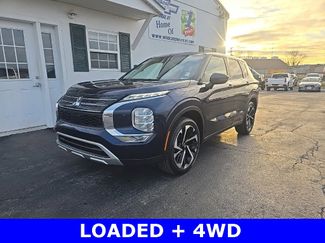 Used 2024 Mitsubishi Outlander SE Black Edition video 1