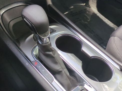 Used 2024 Chevrolet Malibu LT FWD image 33