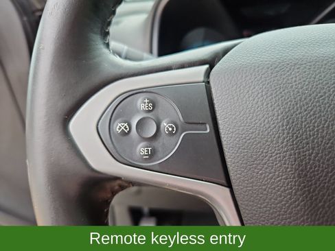 Used 2017 Chevrolet Colorado LT w/ LT Convenience Package RWD image 11
