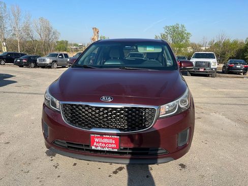 Used 2015 Kia Sedona LX w/ LX Convenience Package FWD image 2