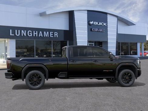 New 2026 GMC Sierra 3500 AT4 AWD/4WD image 5